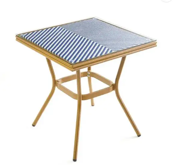 Uplion Mobilier d'extérieur moderne Revêtement en bois Tube d'aluminium bleu et blanc Teslin Tissu maillé Table à manger et chaises