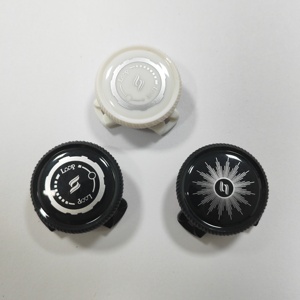 เชือกรองเท้าแบบยืดหยุ่นไม่ต้องผูก พร้อมหัวล็อคแบบหมุน สำหรับรองเท้าผ้าใบ - สีดำและสีขาว - Product Image 6