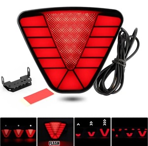 Fabrika hızlı teslimat stok yeni kamyon <span class=keywords><strong>led</strong></span> arka lambası 12V CE DOT ECE EMARK belgelendirme kırmızı kamyon römork <span class=keywords><strong>V</strong></span> tipi gezinmek lamba