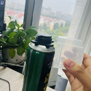 Household Pu Foam Sealant All-season Seams Cracks High Adhesion <strong>Concrete</strong> Brick Polyurethane <strong>Spray</strong> Foam <strong>Insulation</strong>