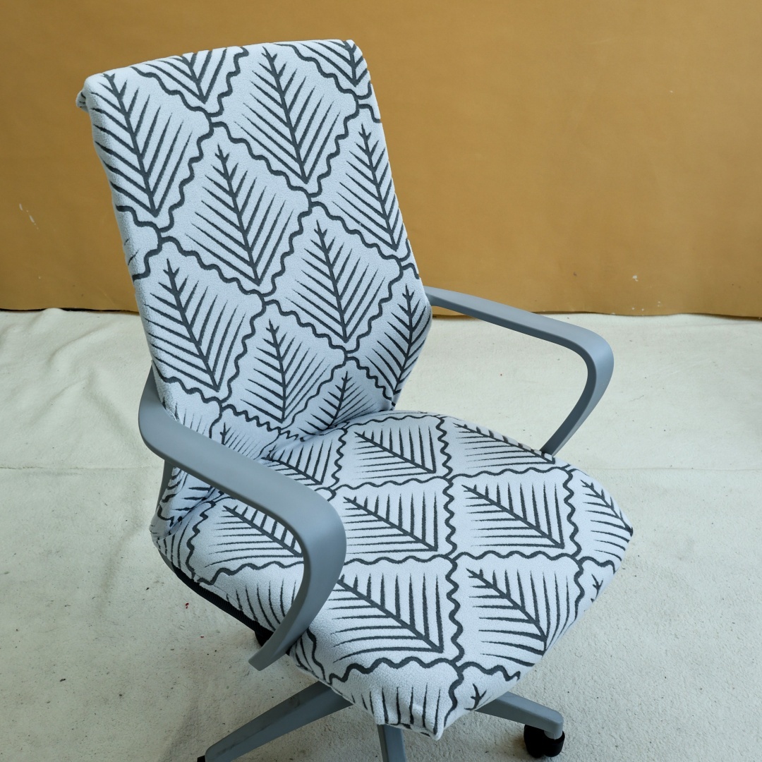 Gris foncé