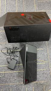 平板安卓8.1英寸与ultrla声音蓝牙扬声器超低价批发快速交货