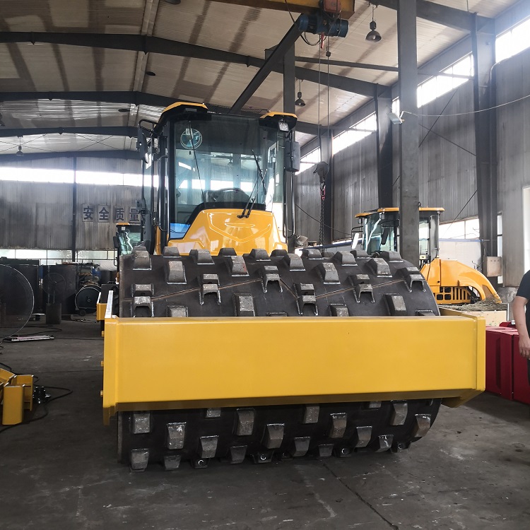 China Factory Price Road Construction Machinery Single Drum Vibratory Road Roll