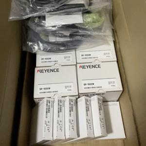 חדש מקורי יפן KEYENCE <span class=keywords><strong>SR</strong></span>-1000 <span class=keywords><strong>SR</strong></span>-<span class=keywords><strong>1000W</strong></span> פוקוס אוטומטי 1D ו 2D קוד קורא אוטומטי פוקוס קוד קורא