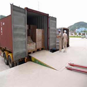 6000 kg Container Forklift <strong>Loading</strong> <strong>Platform</strong> <strong>Fixed</strong> Boarding Bridge Electric Lifting <strong>Platform</strong> Device - Product Image 3