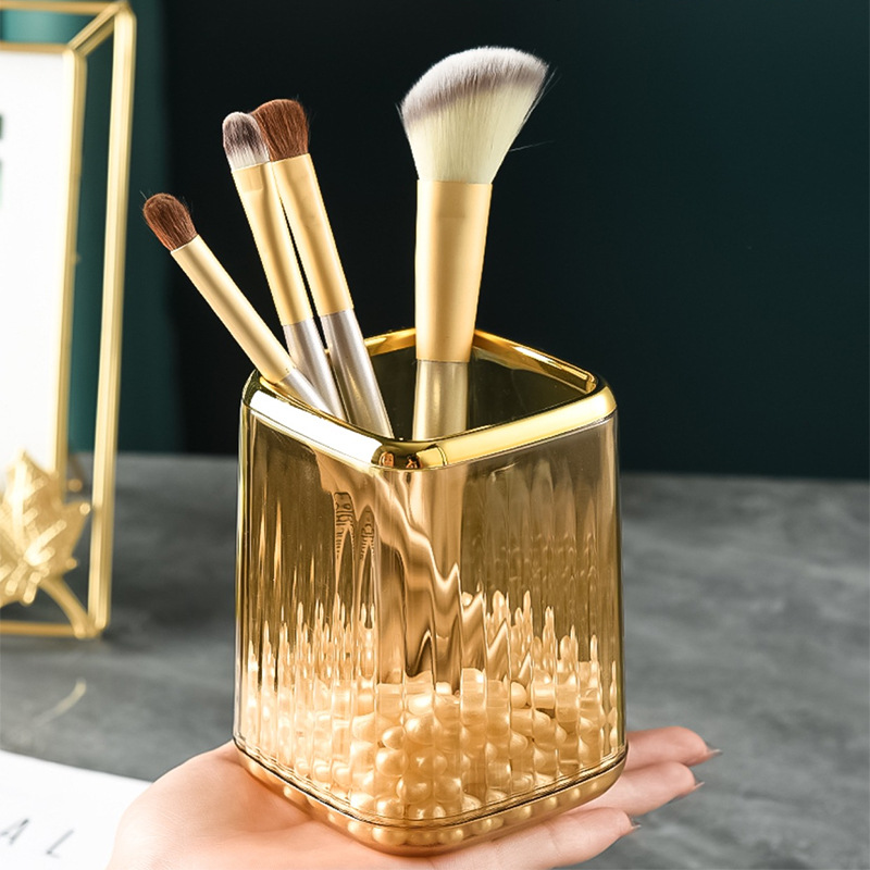 สีน้ำตาล