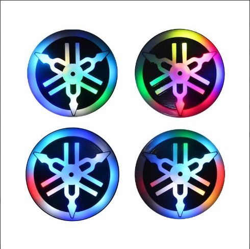 2611-con logo a colori sulla placca della lampada