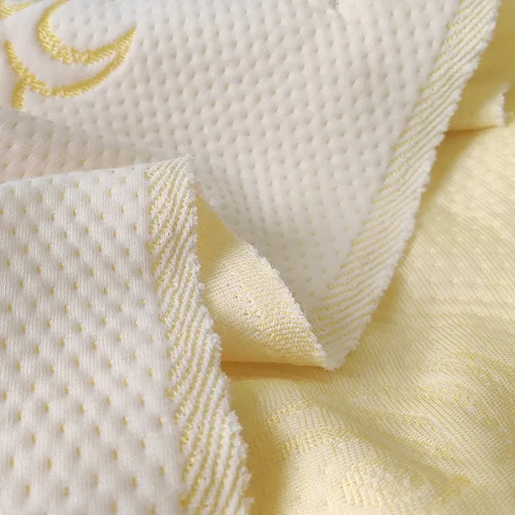 Manufacturers direct selling 100% polyester jacquard gold pattern wear-resistant breathable knit mattress fabric