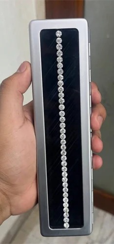 ตามที่แสดงเป็นภาพ