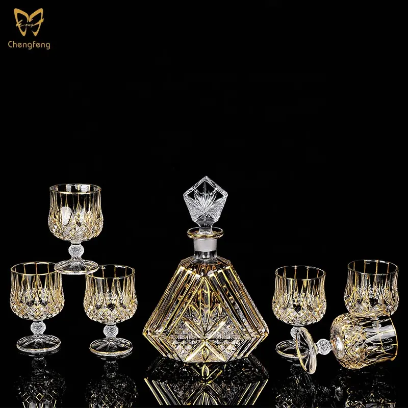 Ensemble de verres et carafe à whisky européen Verres à vin rouge Carafe à whisky couleur or design diamant