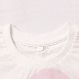 定制<span class=keywords><strong>2025</strong></span>可爱女婴3D粉扑印花衣服学步100% 棉夏季t恤儿童散装批发上衣t恤
