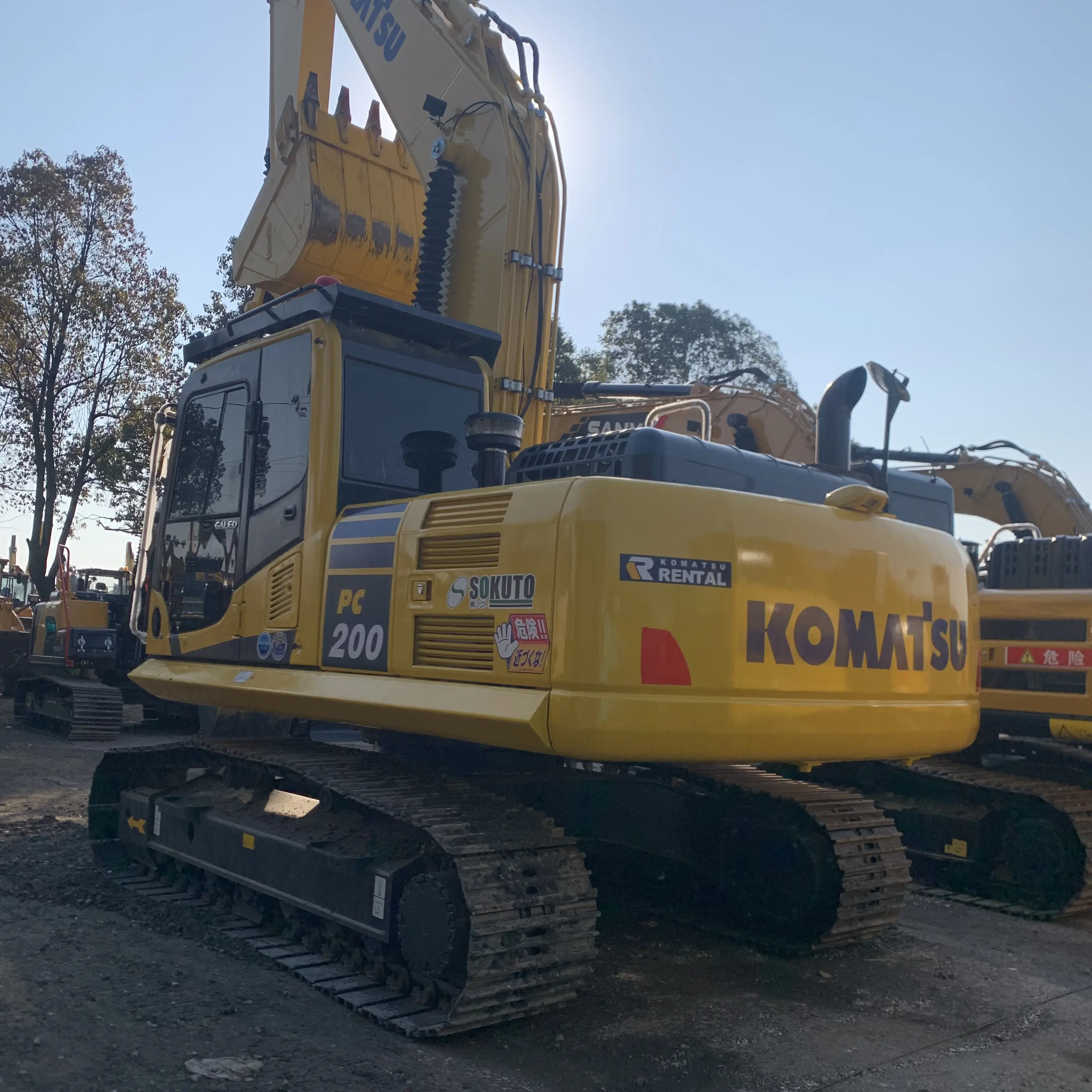 حفارة مستعملة بحالة جيدة، ماكينة بناء مستعملة، حفارات زاحفة مستعملة Komatsu PC200 للبيع