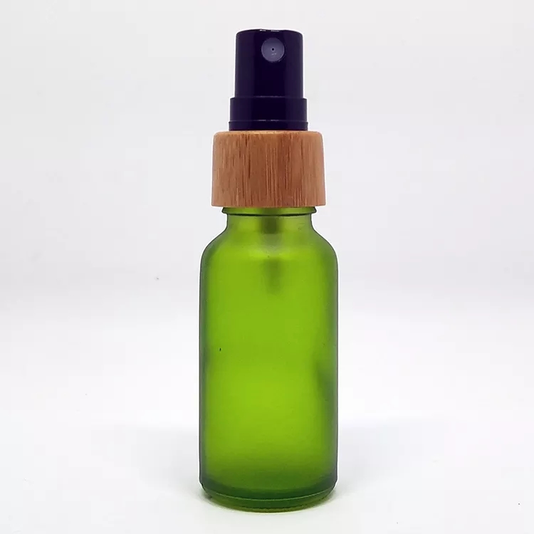 Bouteille de spray verte