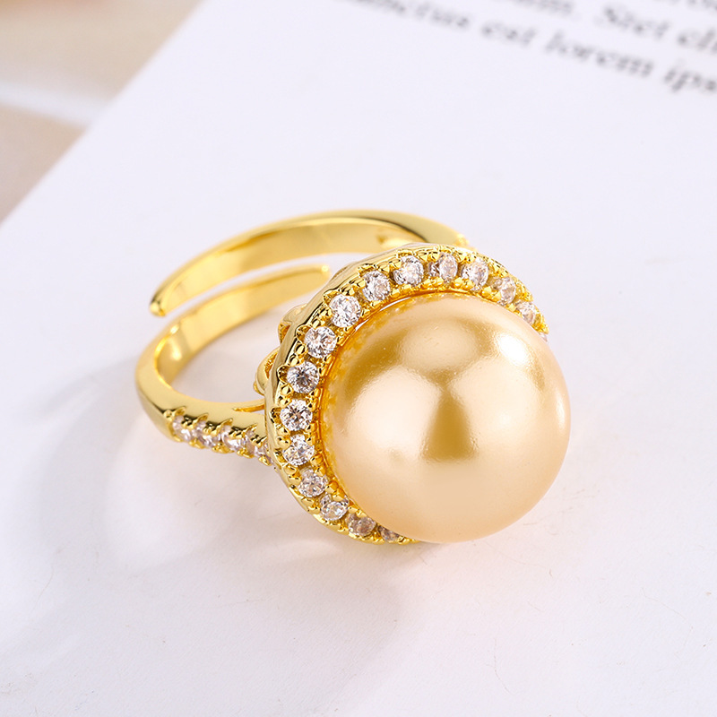 Bague dorée avec billes dorées, taille ajustable