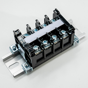 SCED Factory Direct PC 40A 600V Rail <strong>Terminal</strong> <strong>Block</strong> Used in Industrial Control/power Supply 4 Poles 14.0mm <strong>Terminal</strong> <strong>Block</strong> - Product Image 3