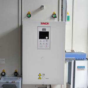 China VFD 37kw 220V 380V 1 Fase 3 Fase Inversor de entrada-salida Potencia 60Hz 50Hz Convertidores de frecuencia variable - Product Image 1