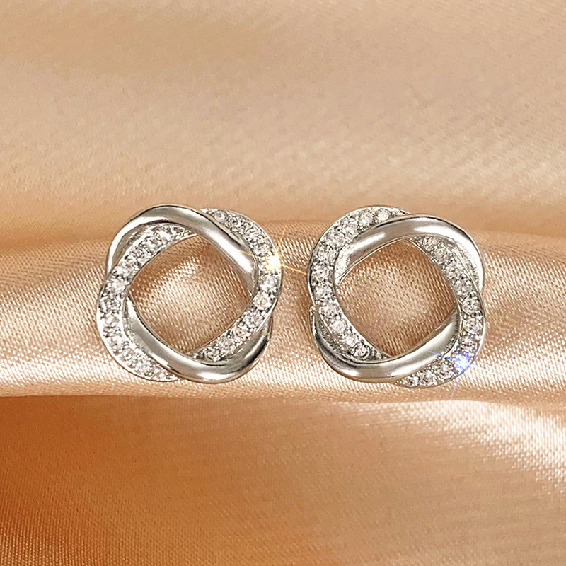 E3330 white gold