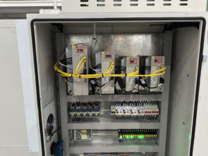 CNC垂直マシニングセンターVMC2100高性能費用対効果3/4/5軸フライス盤 - Product Image 4