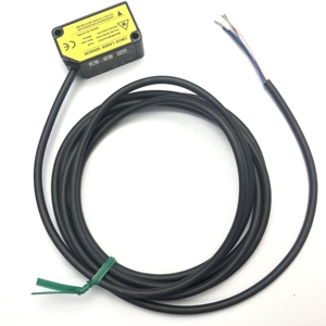 Sensor de Desplazamiento láser de alta precisión Sensor óptico de múltiples funciones para detección de objetos - Product Image 1