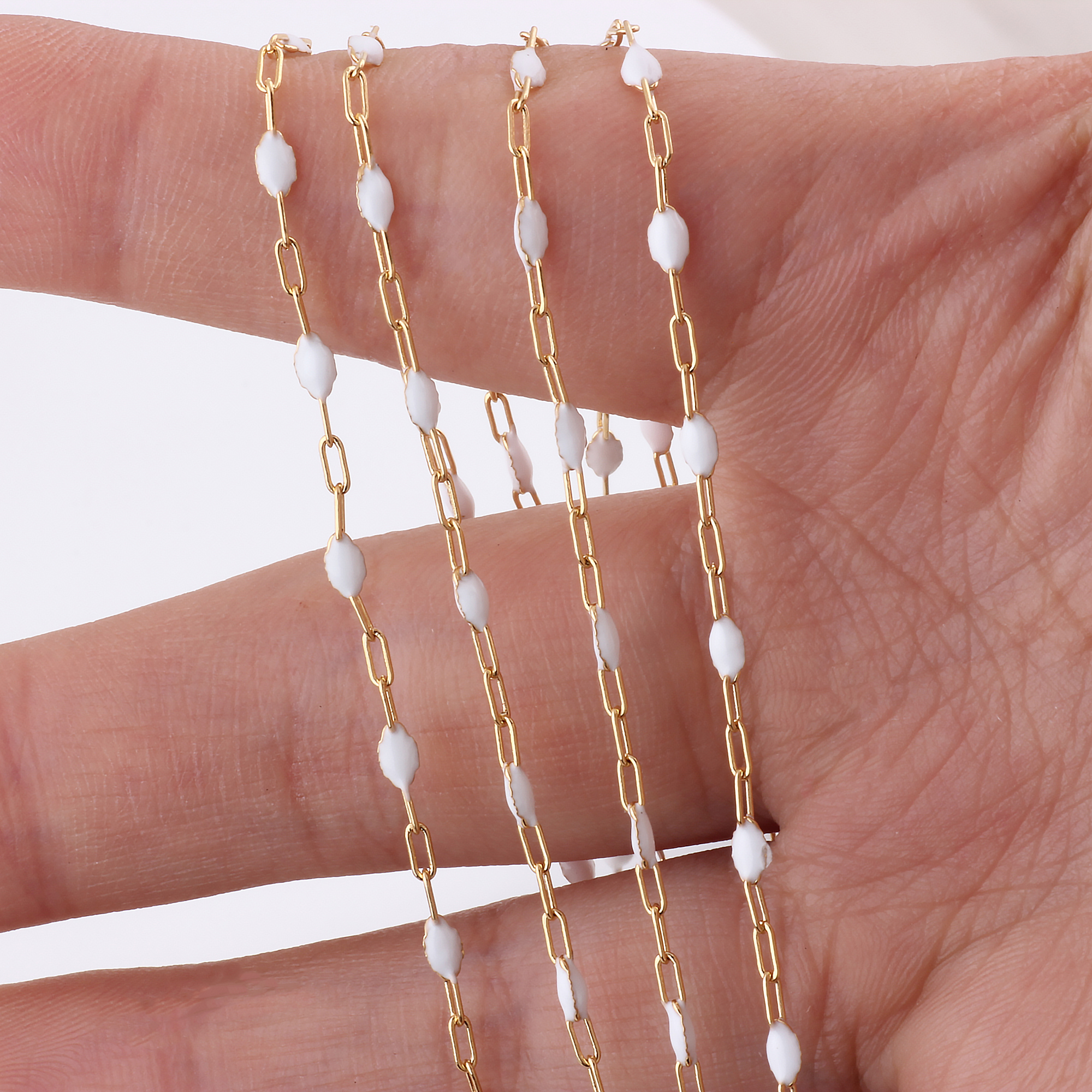 Or blanc rempli d'or 14 carats