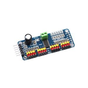 PCA9685 16ทางโมดูล PWM/เซอร์โวไดรฟ์บอร์ด IIC - Product Image 1