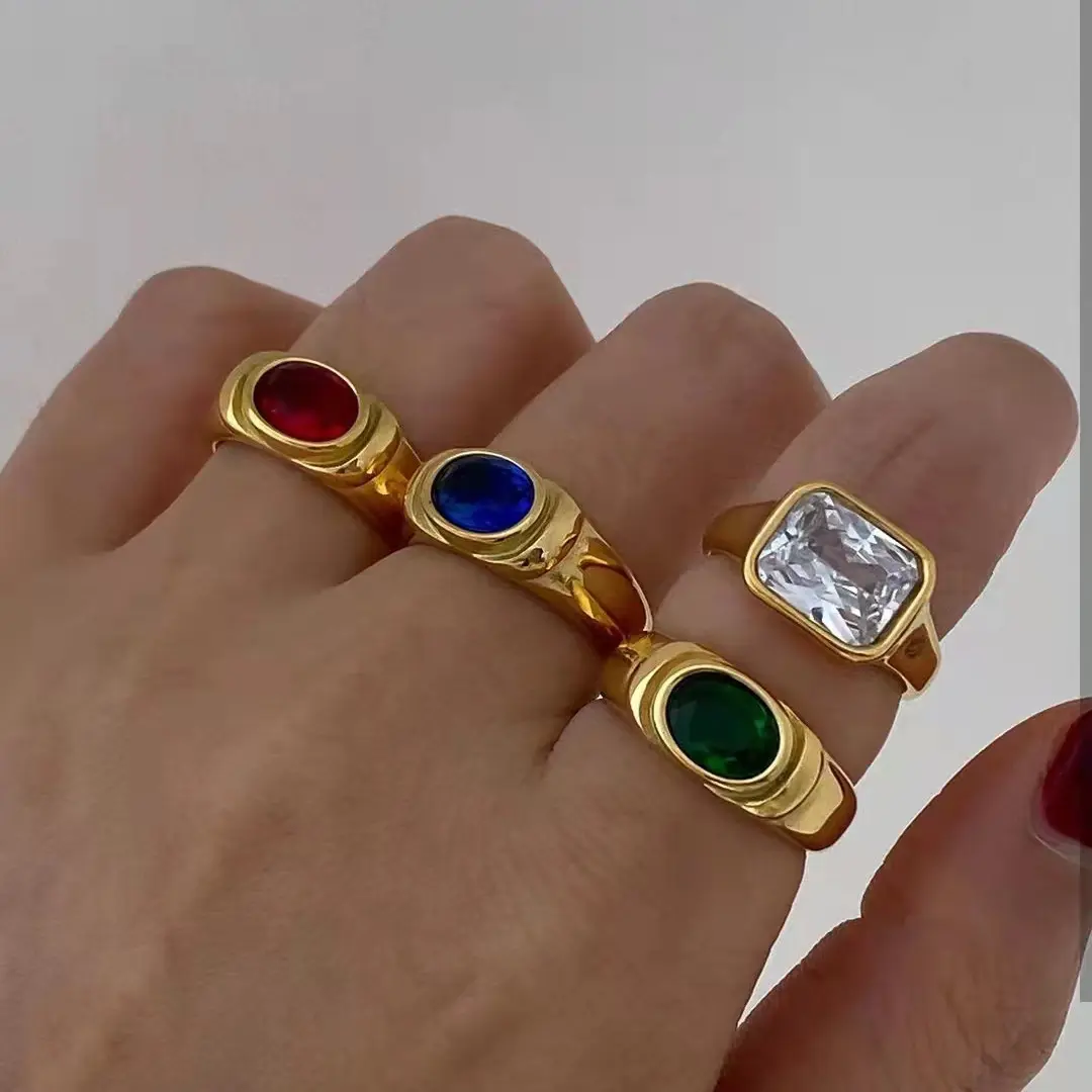 JKC Hot Sales 18K Mạ Vàng Thép Không Gỉ Vuông Hồng Xanh Zircon Glossy Phụ Nữ Hip Pop Jewelry Nhẫn