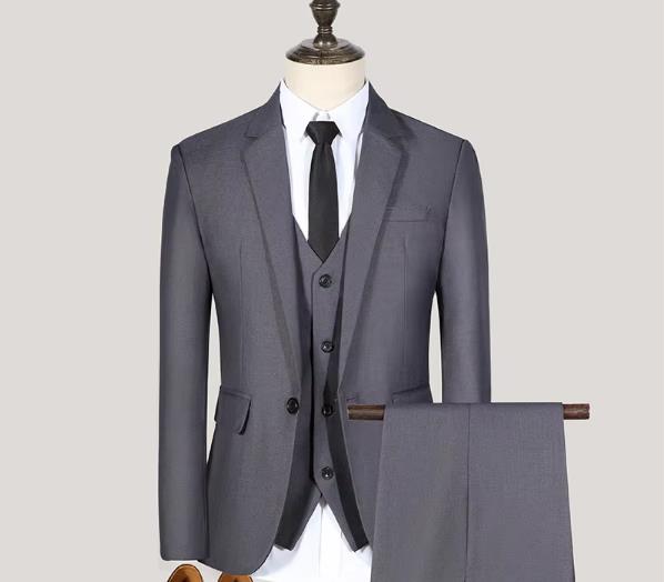 veste grise chemise pantalon