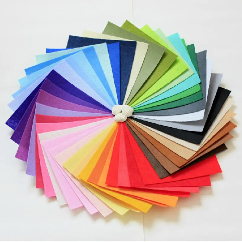 Folha de feltro 100% poliéster tecido não tecido 160G para artesanato em várias cores