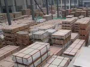 TISCO BAOSTEEL mutfak kullanımı için yüksek kalite 304L paslanmaz plaka 2B BA yüzey 410 430 439 409L kesme hızlı GB sanayi 7 gün - Product Image 4