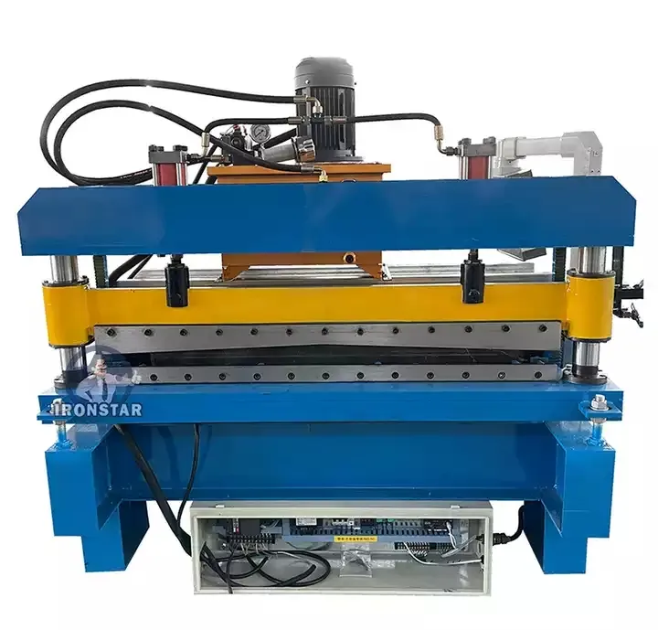 월간 거래 스틸 코일 회전 전단 절단 길이 라인 전단 기계
