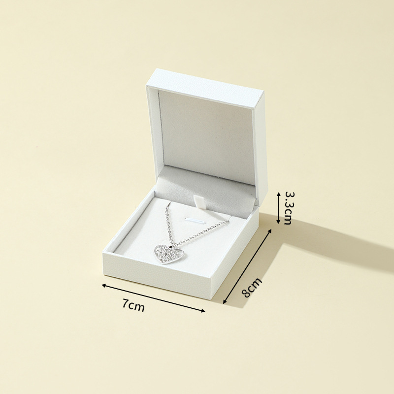White inner-white pendant box-pandora pattern