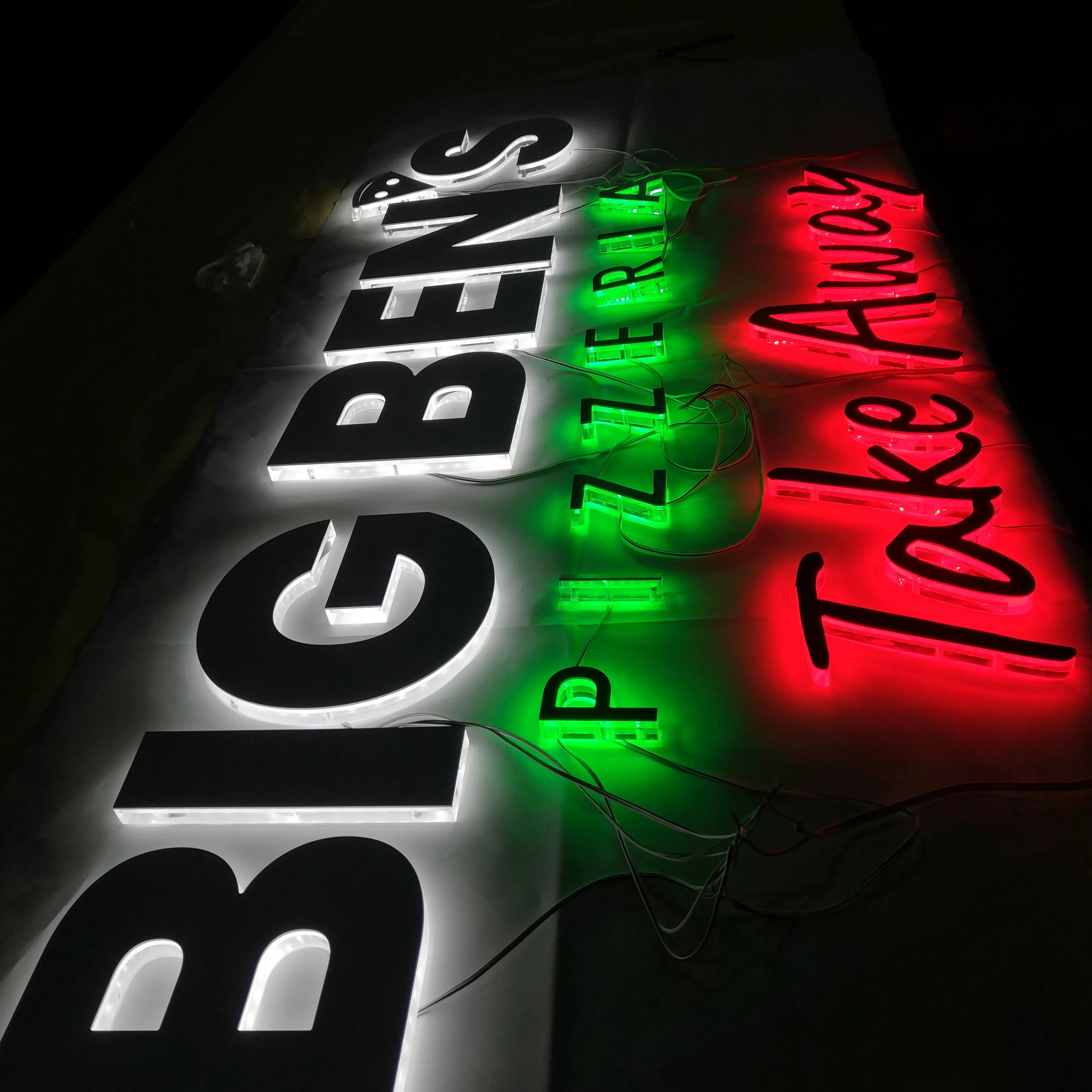 Letras de letreiro LED para exterior 3D com luzes letras com luz LED grande 22 cm
