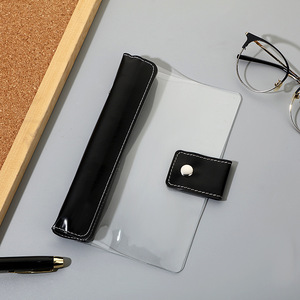 Taccuino personalizzato a foglia larga A5 A6 ricaricabile per viaggiatori in pvc nero legante con chiusura a bottone a pressione 6 anelli