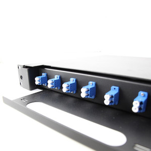 Panel de conexión de fibra óptica de 4 ~ 96 núcleos con conector SC Caja de terminales engrosada tipo tracción estándar nacional para uso FTTH - Product Image 5