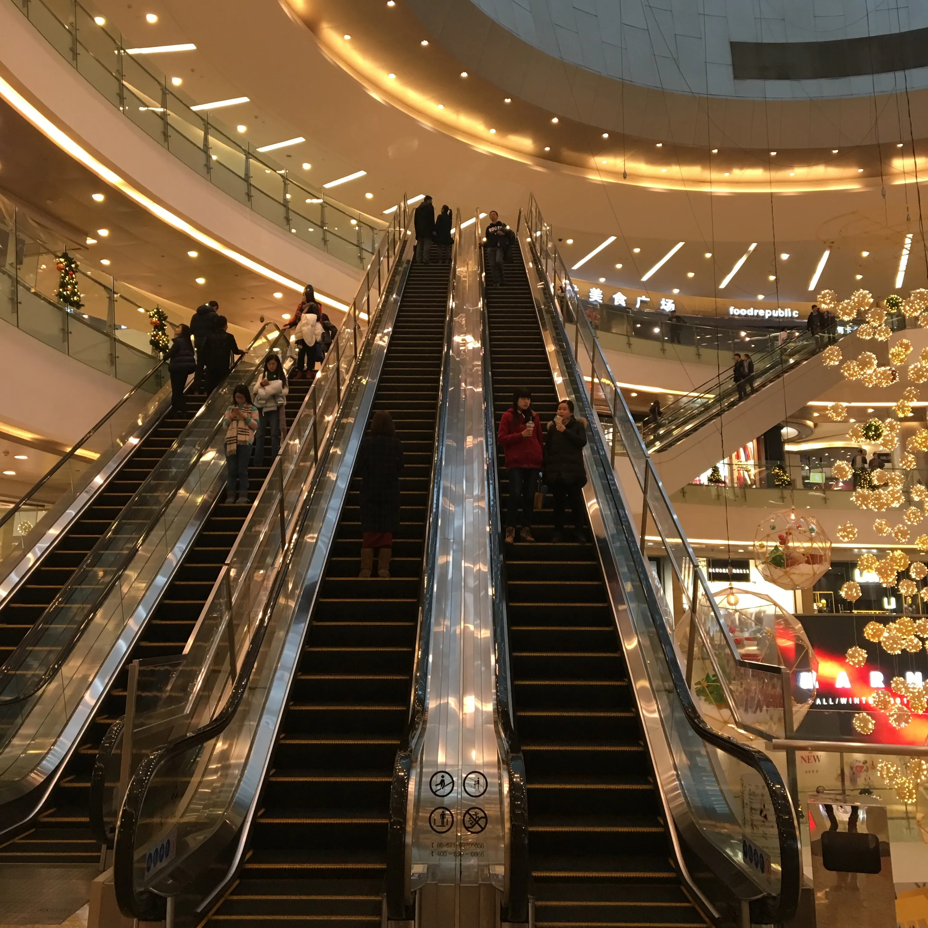 Qualified VVVF Drive Indoor home escalator cost