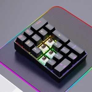 ¡YF20 20-Key Wired USB Type-c Ergonómico RGB Mini Teclado numérico mecánico para juegos de computadora de oficina y negocios en Stock! - Product Image 1