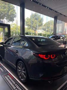 <span class=keywords><strong>2025</strong></span>新車卸売り2024マツダ3セダン車1.5L 2.0LガソリンLHD車格安価格長安マツダ3ガス車