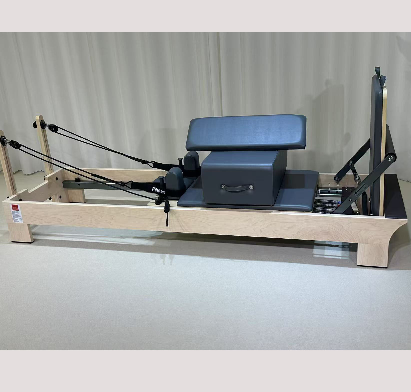 Pilates Reformer Cadillac