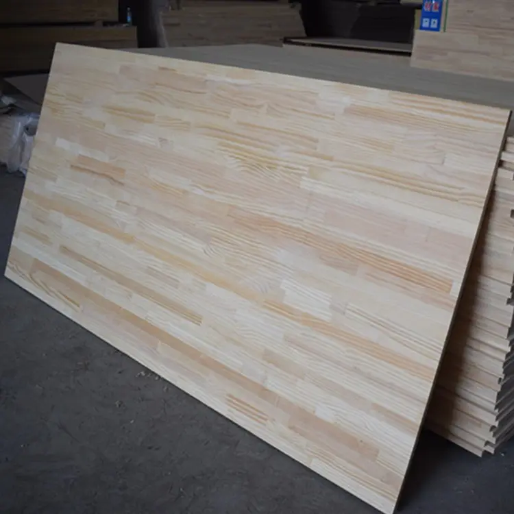 Finger Joint Board pino/Rubberwood/Paulownia/Radiata Pine Wood 18mm Joint filler board door core in vendita