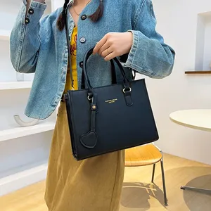 韓国版レトロパーソナリティショルダーバッグ大容量ダイヤモンドラティスデザインレディースバッグ - Product Image 3