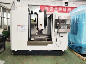 Yüksek doğruluk GSK kontrol sistemi CNC VMC 650 & 850 BT40 mili konik otomatik ile 3 eksenli dikey işleme merkezi - Product Image 5