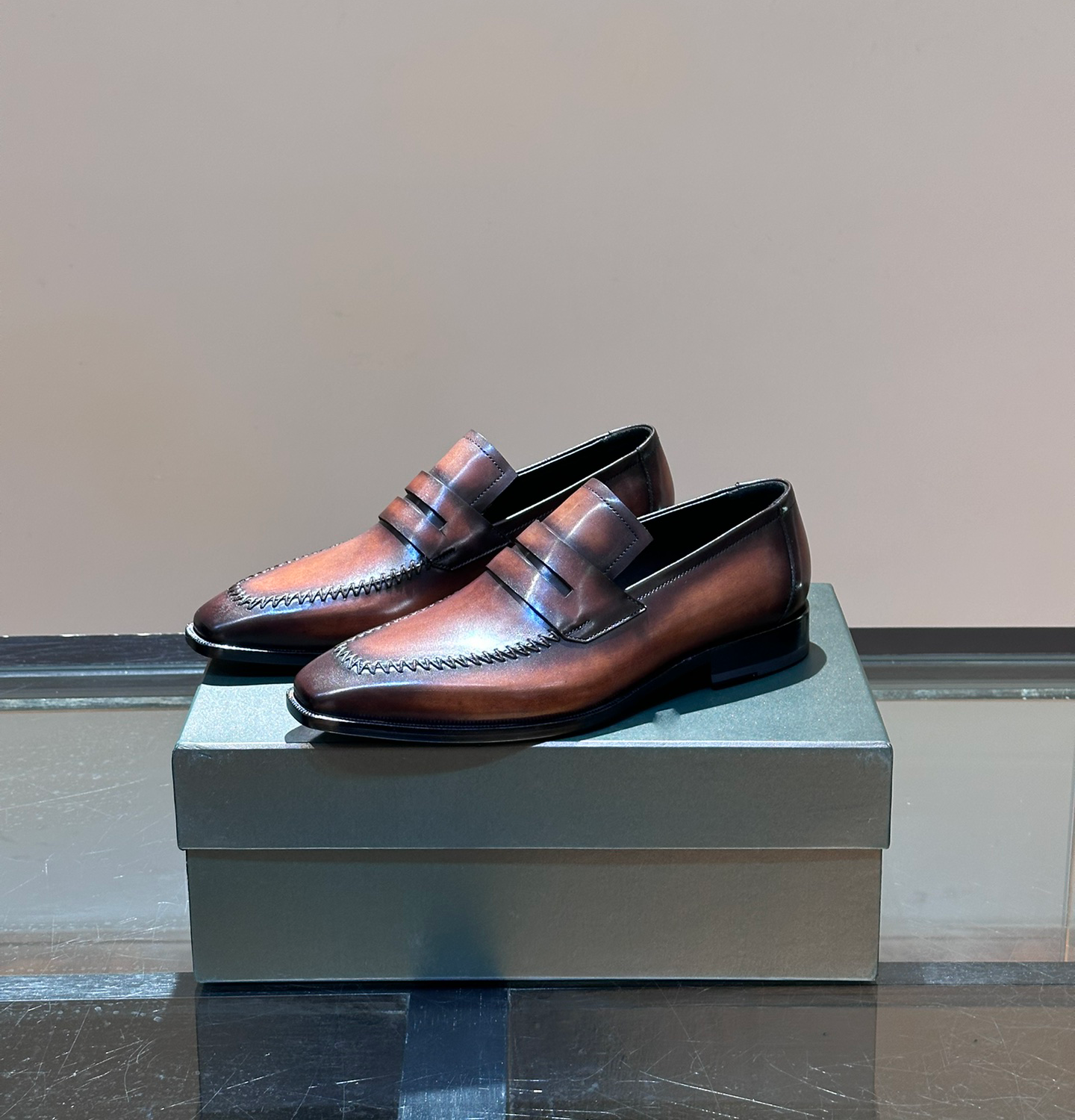 สีน้ำตาล