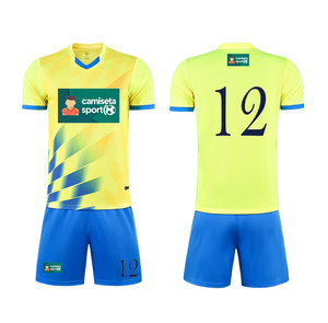 Özel tasarımlar ile kişiselleştirilmiş futbol formaları oyuncu isimleri logolar ve spor takımlarına anında sevk için kullanılabilir - Product Image 1