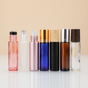 <span class=keywords><strong>5ml</strong></span> 8ml 10ml Vazio Fragrâncias Perfume Cosmético Embalagem Clear Frosted Roller Em Garrafas Com Bola De Metal Inoxidável Para Óleos