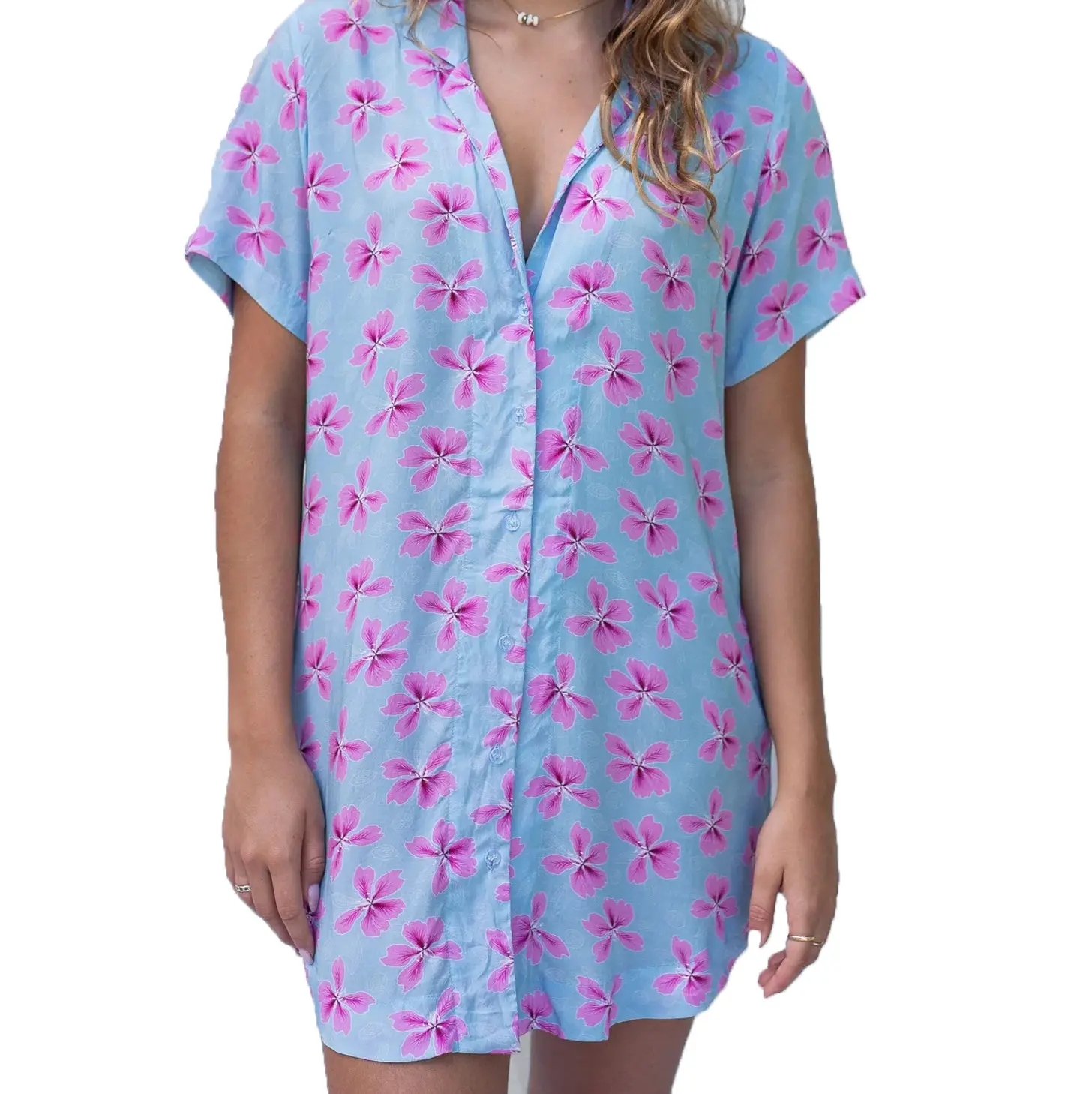 2024 Hawaii porter impression personnalisée rayonne décontracté fond rond été t-shirt robe femmes robe boutonnée