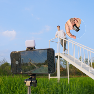 Mini Wireless Optical <strong>Mouse</strong> Right-handed Vertical TikTok Videos Remote Control Page Turning Presentation Clicker Camera Selfie - Product Image 6