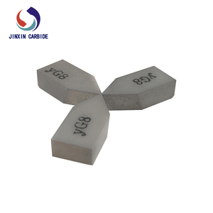 Insertos soldados de carburo de tungsteno de torno C122 de 45 grados para puntas de herramientas de corte - Product Image 2