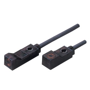 New E2S Mini <strong>Rectangular</strong> <strong>Proximity</strong> <strong>Sensor</strong> E2S-W21 E2S-W23 W13 E2S-Q21 Q22 Miniature 5.5 X 5.5 mm Housing with Long Sensing Ranges - Product Image 1