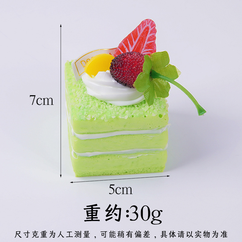Tarta de mousse verde cuadrada