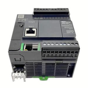 TM221CE16R para Schneider M221 controlador programável com 16 entradas/saídas 100% novo e original em estoque